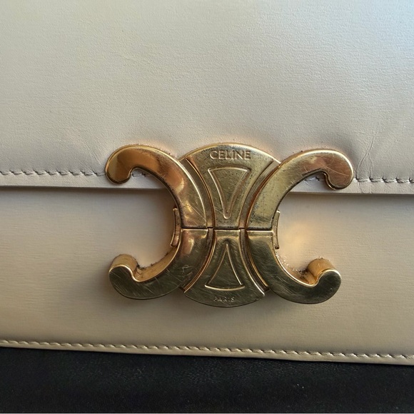 Celine Classic Triomphe Tan Leather Crossbody Bag with Gold Accent - Picture 2 of 6